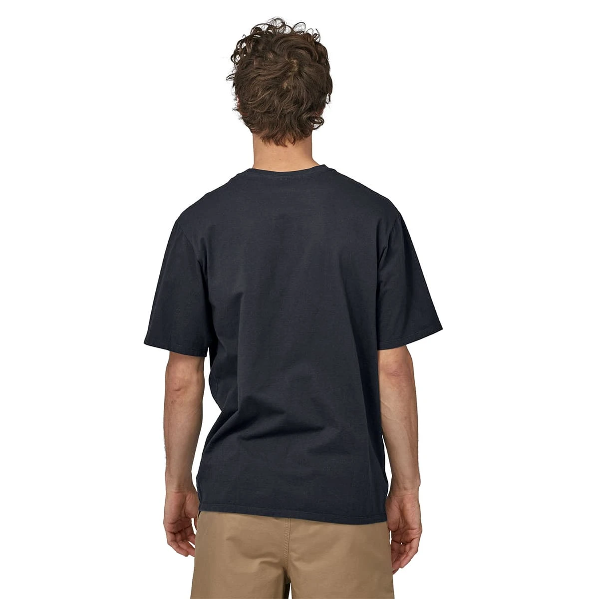 PATAGONIA M'S LINE LOGO RIDGE STRIPE ORGANIC POCKET T-SHIRT INK BLACK 23 5 PATAGONIA M'S LINE LOGO RIDGE STRIPE ORGANIC POCKET T-SHIRT INK BLACK 23 – Image 3